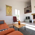 In With Private Pool & History *