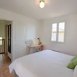 In With Private Pool & History Villa *