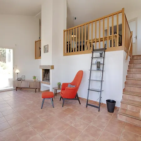 Vila In With Private Pool & History *
