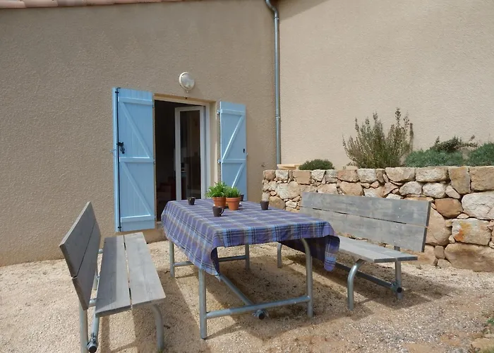 In With Private Pool & History Villa